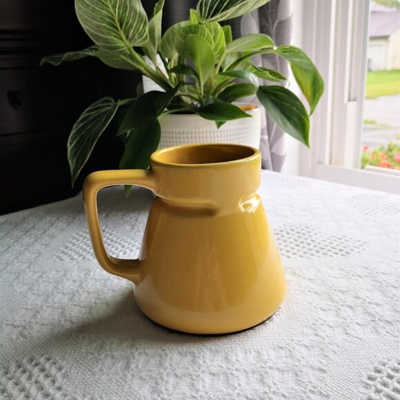 Vintage Pier 1 Yellow Spill-proof Non-slip Commuter Travel Coffee Mug W/lid 12 O - Picture 1 of 5